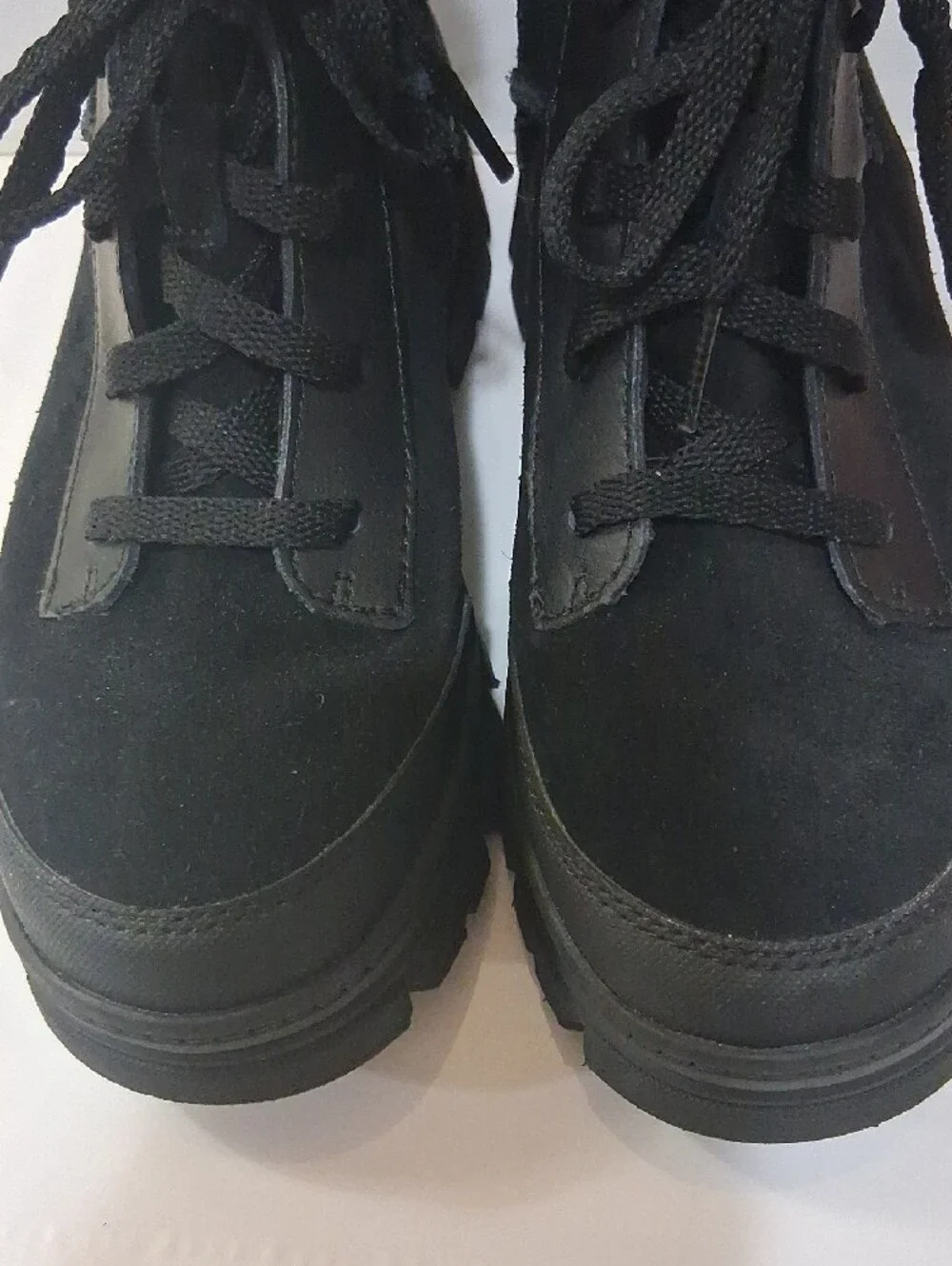 UGG pre owned
